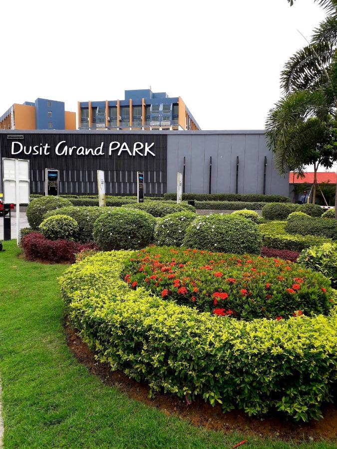 Dusit Grand Park Condo Pattaya Extérieur photo